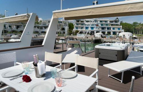 Portoverde Luxury Houseboat - Foto 13