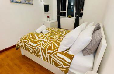 Vauxhall, river Thames, Big Ben Retreat, Central London family Stay - Photo 8