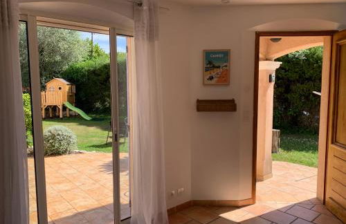 Studio indépendant neuf avec piscine et jardin - Foto 4