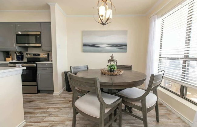 Cape Terrace Waterfront Oasis - Foto 2