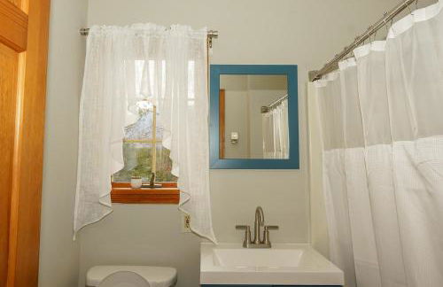 Secluded Catskills Cabin , Cozy and Private - Foto 21