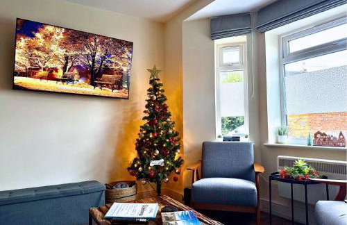 Pool Table 1-Bedroom House, near City Centre and Public Transport, Dog Friendly, Sleeps 5, Free Parking - Foto 57