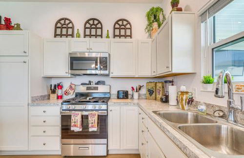 Furnished Lanai and Golf Cart The Villages Home! - Foto 8