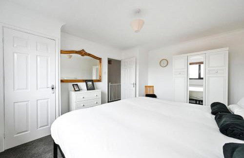 Quiet & Modern Contemporary Home for Work & Family - Foto 4