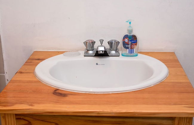 Seacret Studios - Cozy Jamaican Retreat Apts by RedAwning - Photo 5