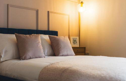 Cathys Cottage, Sun Trap Patio, Modern 3 Bed, Central, Parking - Photo 3