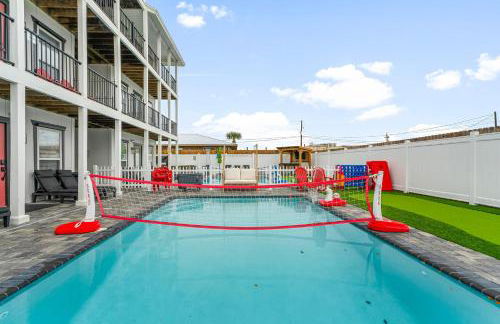 PCB Sleeps 22! 2 Homes, 2 Pools, 2 Mini Golf - Foto 79