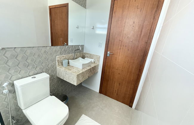 Casa COMPLETA com Piscina 1 Min da Praia - Foto 18