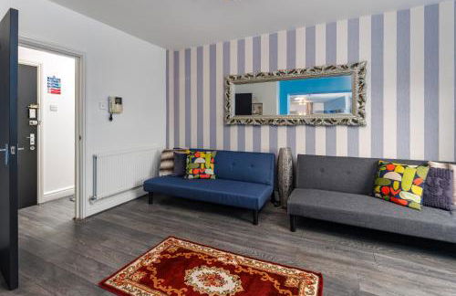 Snuggle Cove Apartments By Bella Vita Stays - Foto 5