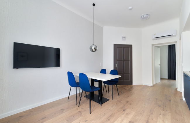 Villa Oliver Budapest - Photo 22