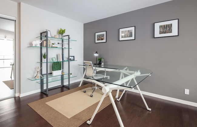 QuickStay Two-Bedroom Condo - Photo 50