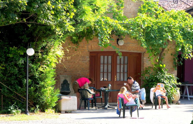 Countryside Bliss With Pool & Tennis - Photo 41