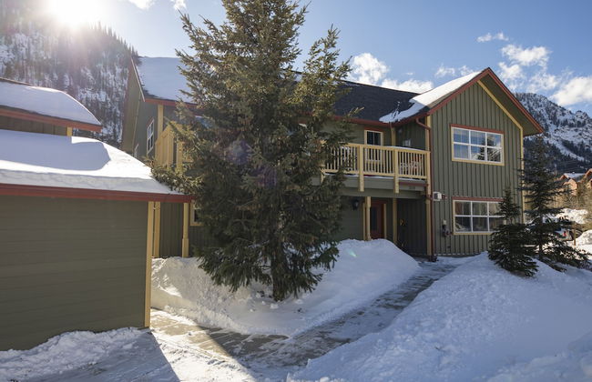 Streamside Lane Condos by CRMR - Foto 46