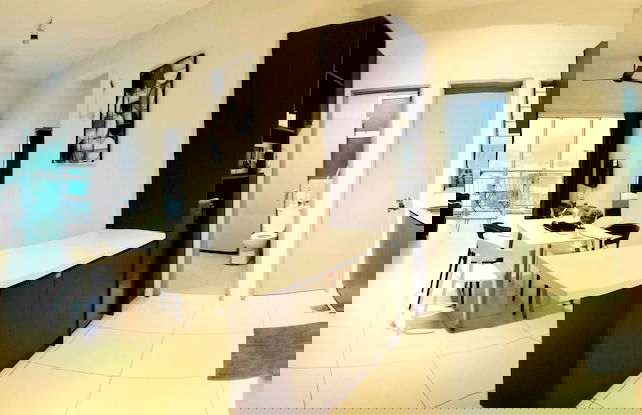 Misty Wonderland Next to Night Market - Foto 22