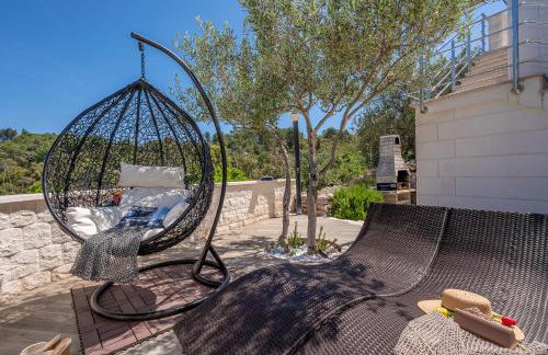 Uniquely designed Villa Ivana with outdoor Jacuzzi nearby the pebble Banje beach at the Island of Solta - Photo 70