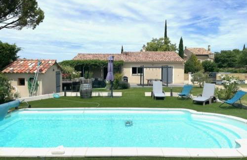 Maison climatisée avec grand jardin, piscine privée et Jacuzzi - Foto 1