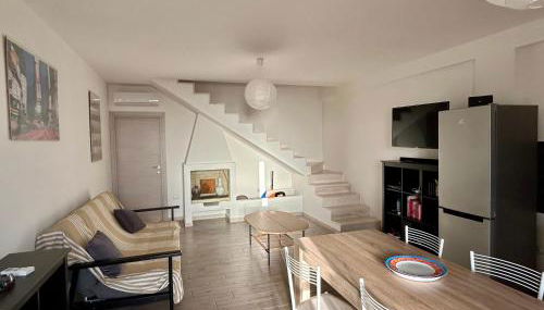 Sunshine Luxury Seafront House - s'arena scoada - Foto 3