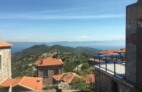 Traditional village house - Photo 4