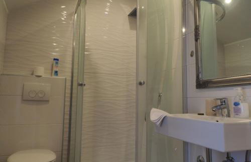 Apartments & Rooms Latin - Photo 38