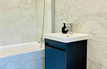 Travard at Heathrow 386 - Foto 13