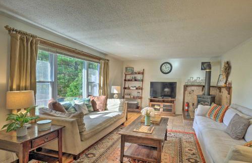 Woodsy Diamond Point Getaway - 5 Mi to Lake George - Foto 5