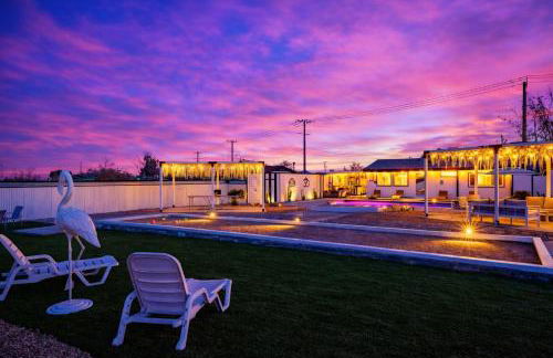 HUGE House in Joshua Tree/Yucca Valley with Pool & Hot Tub - Foto 14