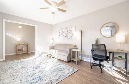 Serene on Sonning- Close to I-26- 20 Mins to Midtown - Foto 27