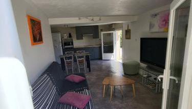 Jolie T2 indépendant dans une villa - Foto 4