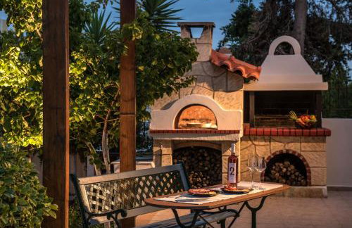 Villa Olia Heated Pool 95m Walk to Sandy Beach - Foto 9