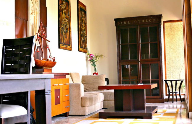 De Bukit Dago Villa by HouseinBandung - Photo 1