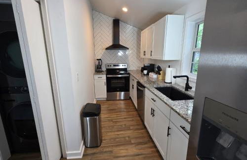 2-BR Modern Home for Families & Work - Foto 7