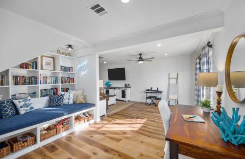 Seabrook 3BR Sleeps 10 w Backyard, Fire Pit Near Kemah - Foto 25