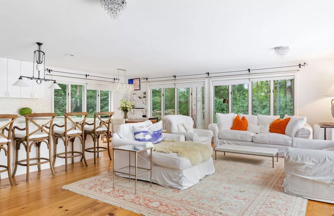 Blank Lane by Rove Travel 5BR w Pool Hot Tub - Foto 2