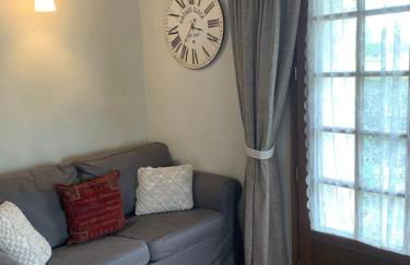 Countryside Retreat in Brittany 2 Bedrooms Sleeps 4 Pet Friendly Heated Swimming Pool Free Wifi - Foto 22