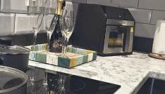 Cheadle l 2-Bed Flat l Near Airport & Christie - Foto 3, stove