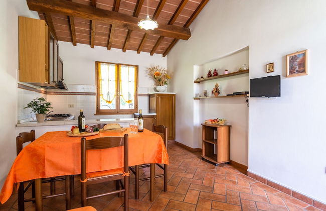 Beautiful Farmhouse With Pool - Foto 13