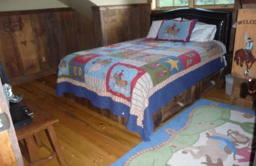 Schoolhouse Cabin - Foto 18