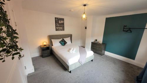 Luke Stays - Parsons Gardens - Foto 1