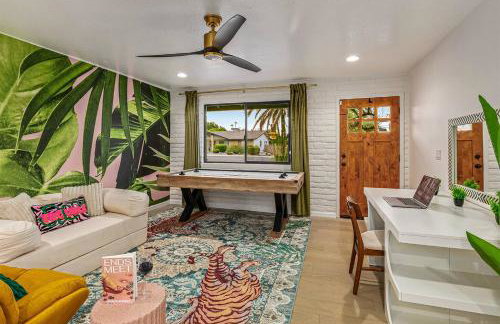 Disco Jungle with Fire Pit+Poolside TV+Yard Games - Photo 4