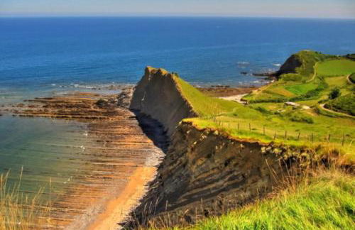 Espacio amplio y luminoso - Foto 21