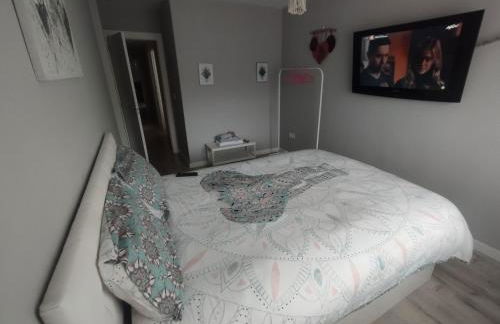 Ático Fdez Vega con terraza y vistas - Foto 7