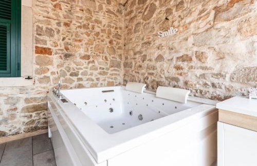 Holiday house with a swimming pool - Villa Melavita - Foto 32