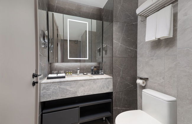 Somerset Future Center Wuhan - Photo 20