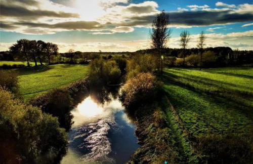 Luxury Studio Cottage at Foot of Yorkshire Wolds - Photo 35