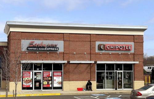 Luxury Living at Woodmore - Foto 49