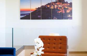 Villa d exception avec terrasse, jacuzzi, vue mer, parking, en plein cœur du village de Eze - Foto 5