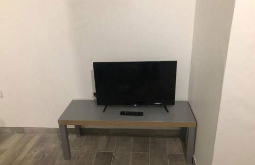 F2 au pied du château et à 15min de Center Parc - Photo 4