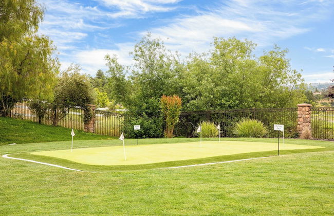 Secluded Estate Exclusive Views of Wine Country + Private Home Theater Twilight Vines by Avantstay - Foto 5