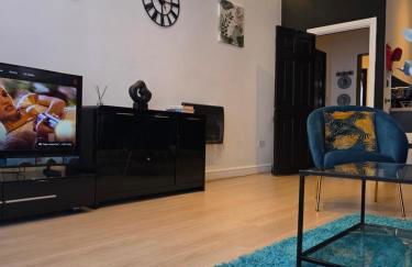 Deluxe 2BR Apartment Near City Center - Sleeps 6 - Foto 67