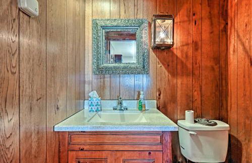 Pool and Courtyard Timeless Home in Lansdale - Foto 17